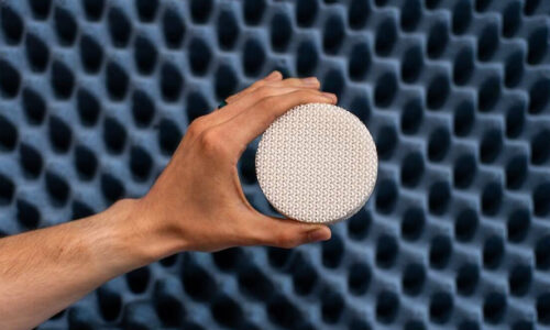 Notre Dame researchers develop new, ultra-power-efficient 5G antenna